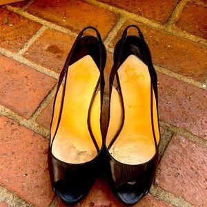 Christian loubuyin shoes